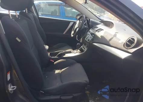 2010 Mazda Mazda3 S Sport из США, поврежденный, VIN JM1BL1S66A1192642